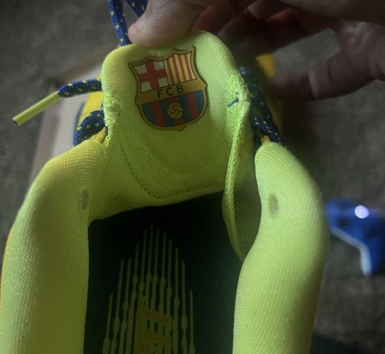 Kobe 7 Barcelona Size 10 5