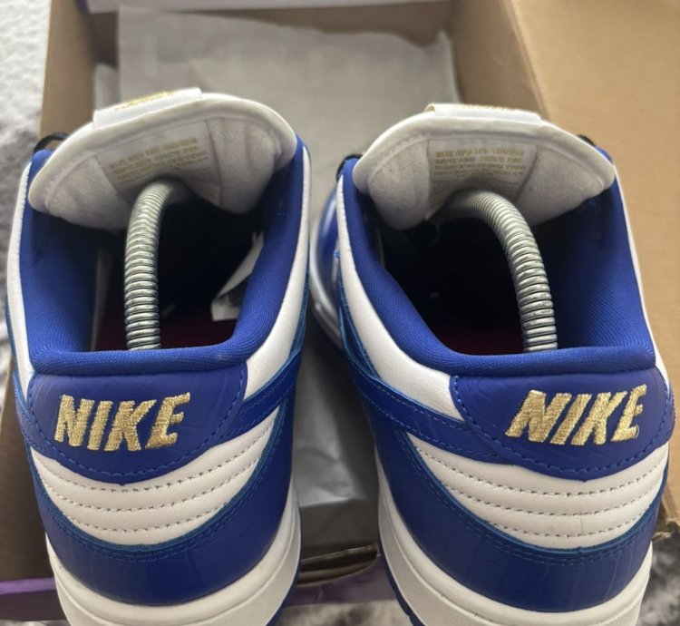 Nike Sb Blue Supreme Lows