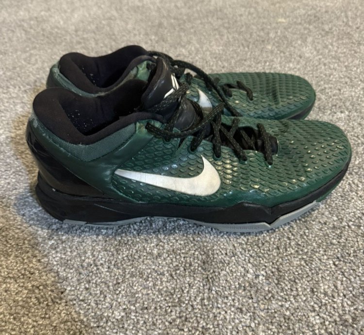 Kobe 7 Team Gorge Green