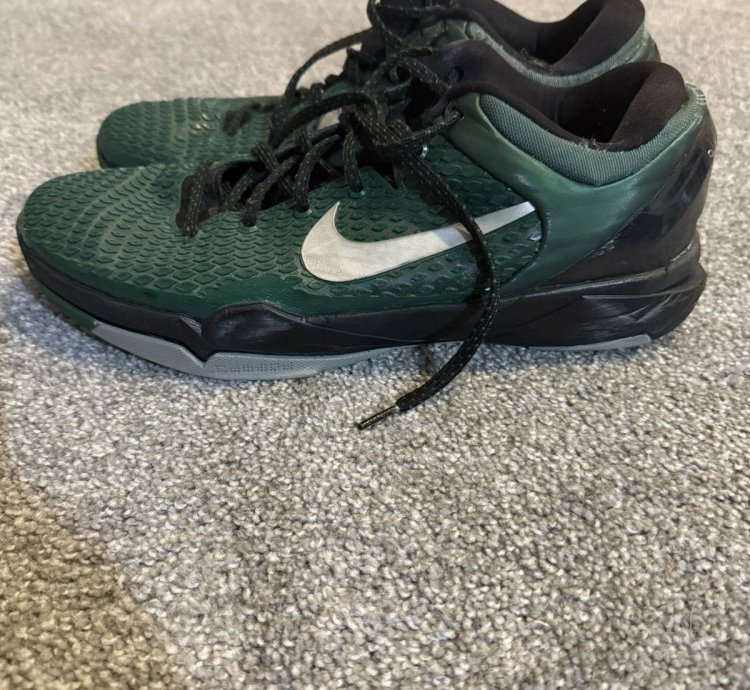 Kobe 7 Team Gorge Green