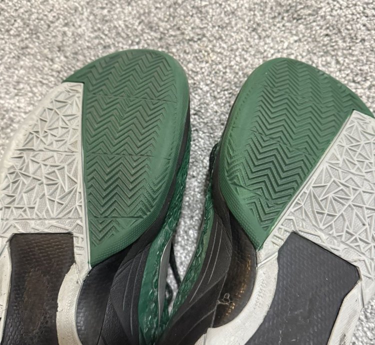 Kobe 7 Team Gorge Green