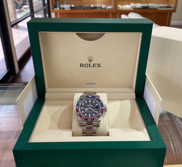Rolex Gmt-master Ii 126719blro Blue Dial White Gold Box And Papers Unworn
