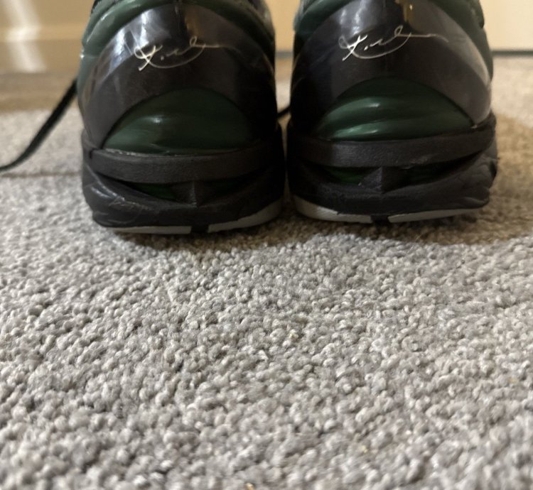 Kobe 7 Team Gorge Green