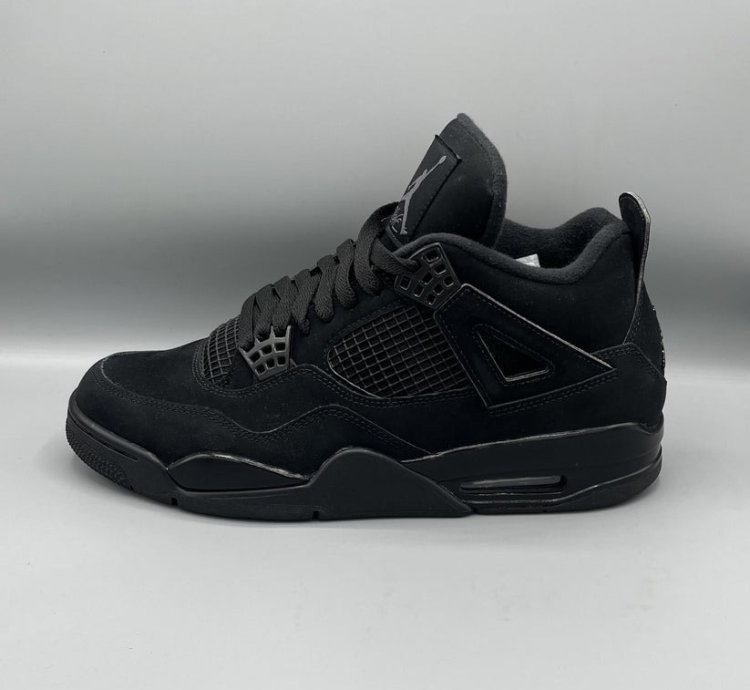 Jordan 4 Retro Black Cat 2020