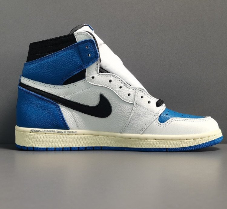Jordan 1 Retro High Og Sp Fragment X Travis Scott