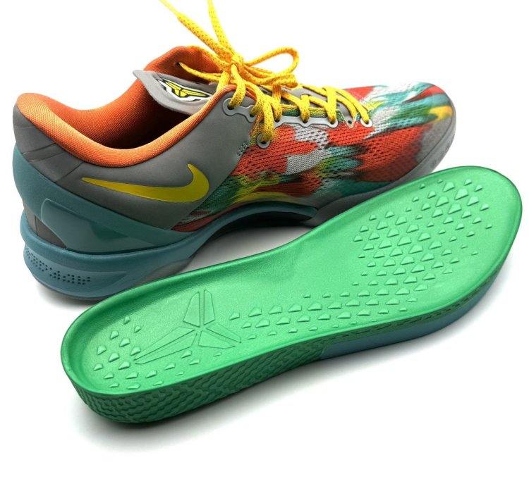 Kobe 8 Protro Vernice Beach 2024