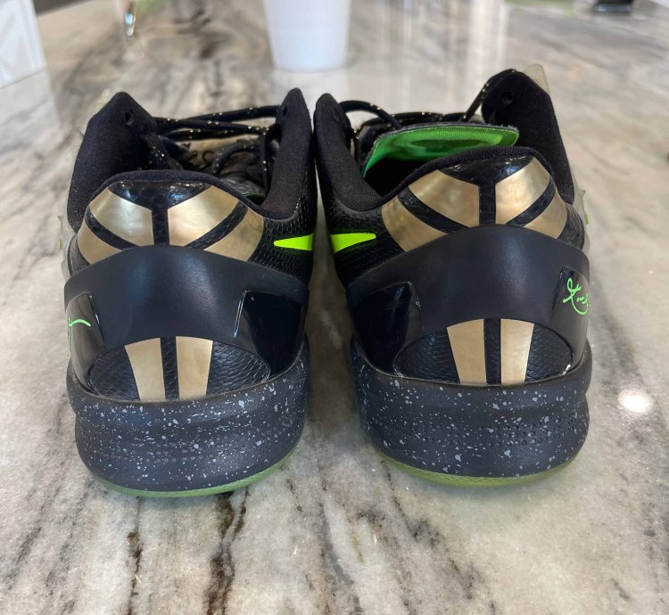 Kobe 8 Ss Christmas