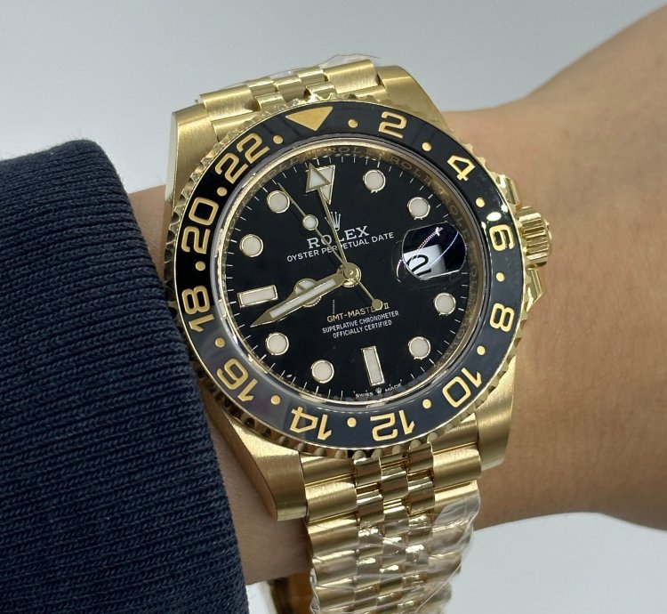 Rolex Gmt-master Ii 18 Ct Yellow Gold Black Dial Jubilee