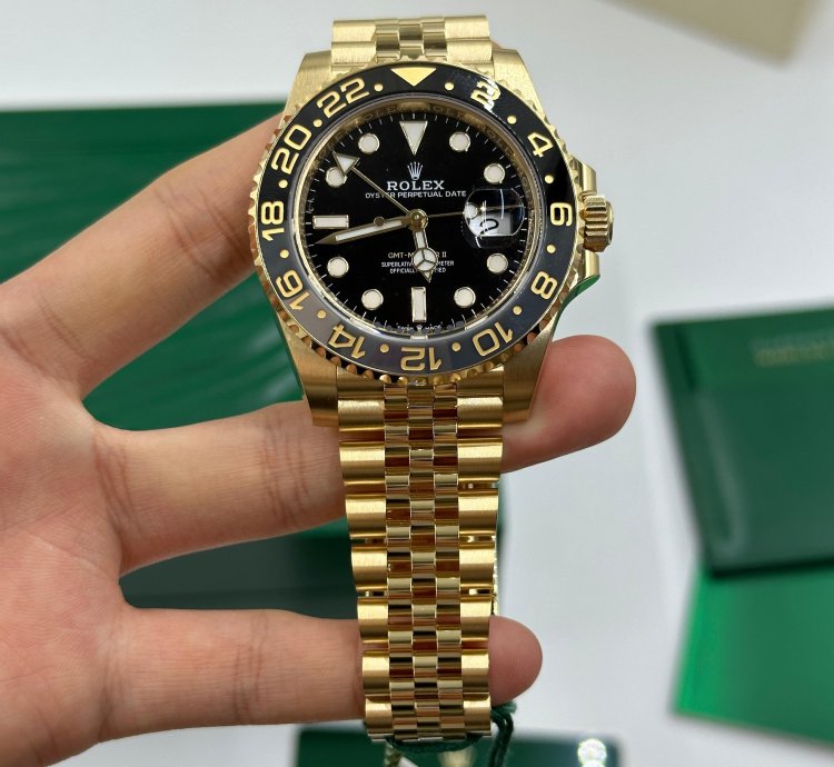 Rolex Gmt-master Ii 18 Ct Yellow Gold Black Dial Jubilee
