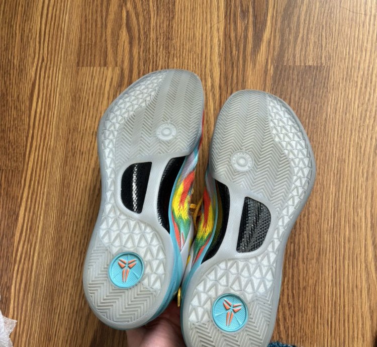 Kobe 8 Venice Beach