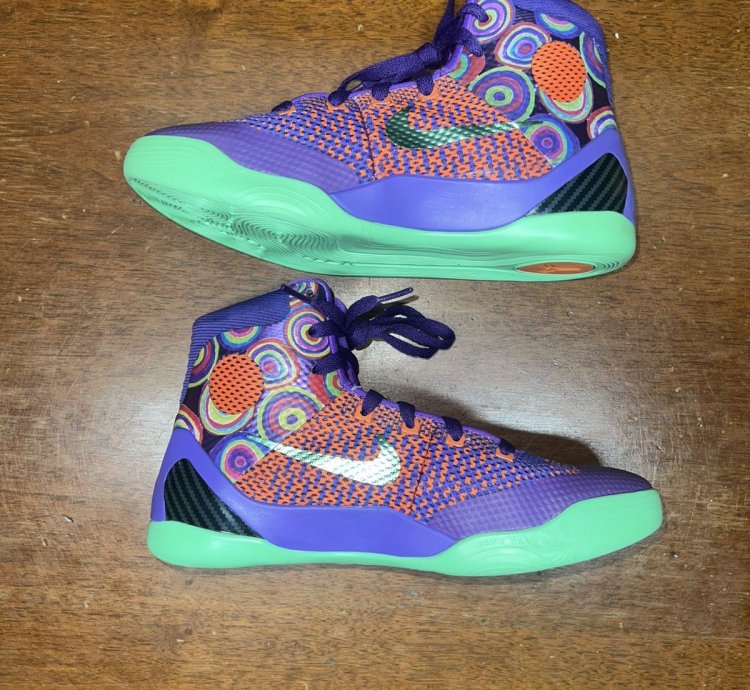 Kobe 9 Elite Gs Purple Venom Size 6 5y