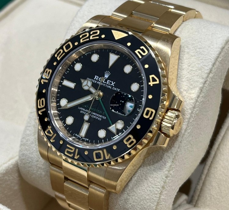 Rolex Gmt-master Ii 2018 Yellow Gold Gmt-master Ii Black Dial Discontinued Unworn Box And Papers 116718ln