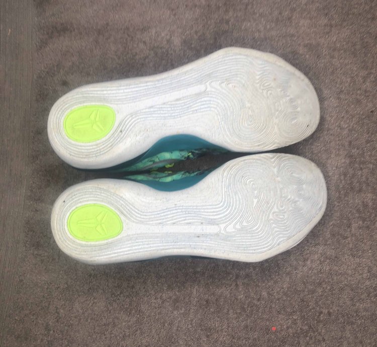 Kobe 9 Em Easter