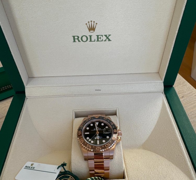 Rolex Gmt-master Ii 2022 - Unworn - Full Set With Box Papers
