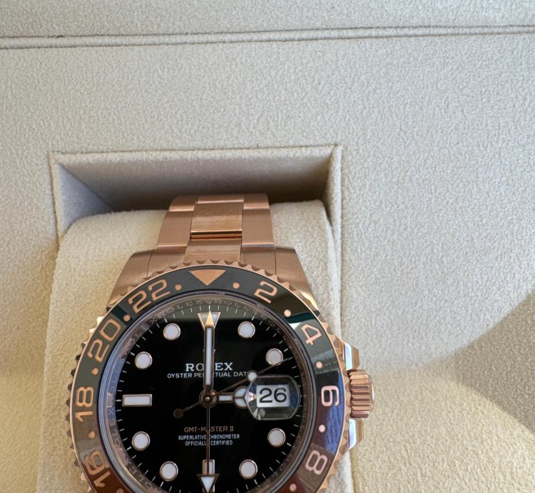 Rolex Gmt-master Ii 2022 - Unworn - Full Set With Box Papers