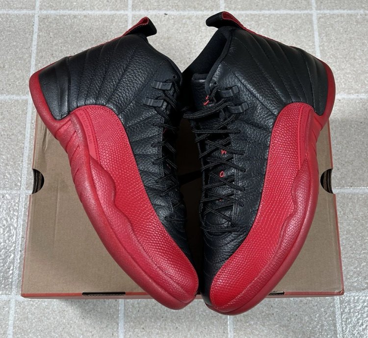 Air Jordan 12 Retro Flu Game