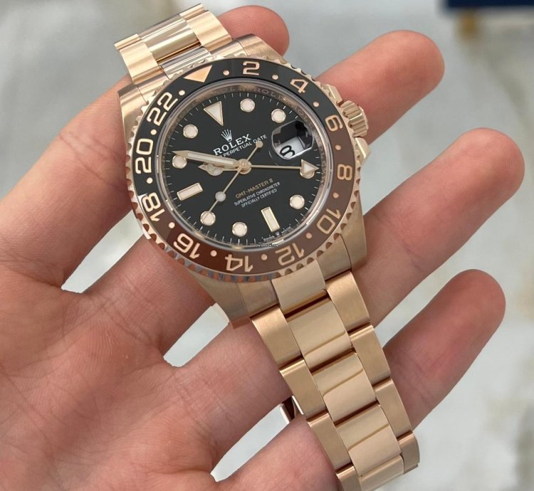 Rolex Gmt-master Ii 2022 Rose Gold Gmt-master Ii Root Beer Unworn Box And Papers 126715chnr