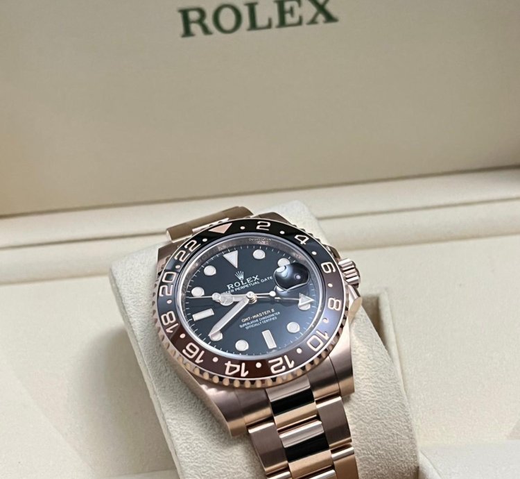 Rolex Gmt-master Ii 2022 Rose Gold Gmt-master Ii Root Beer Unworn Box And Papers 126715chnr