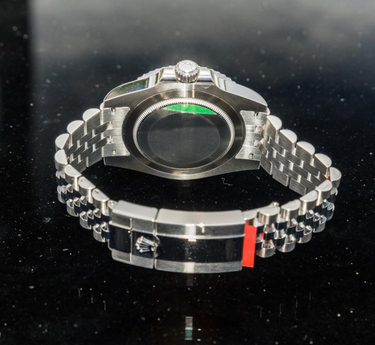 Rolex Gmt-master Ii 2023 - Pepsi On Jubilee Bracelet