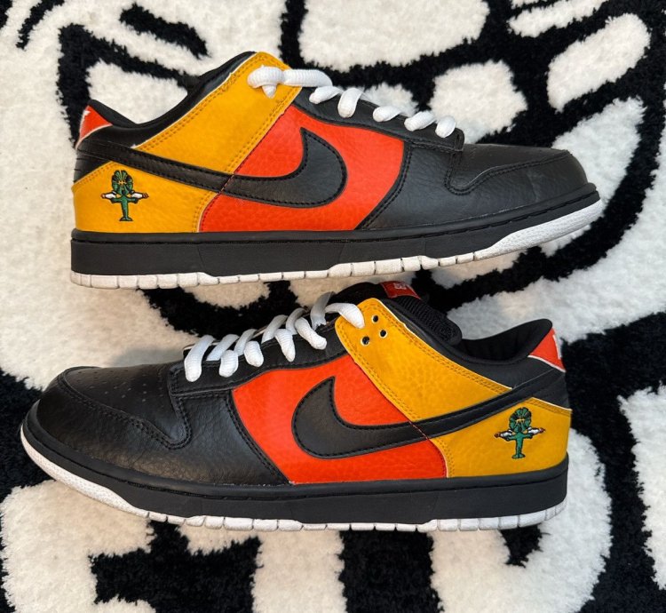 Nike Sb Dunk Low Raygun