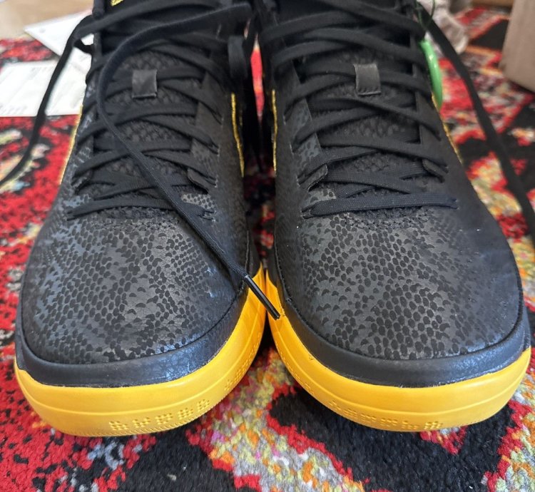Kobe Ad Bm