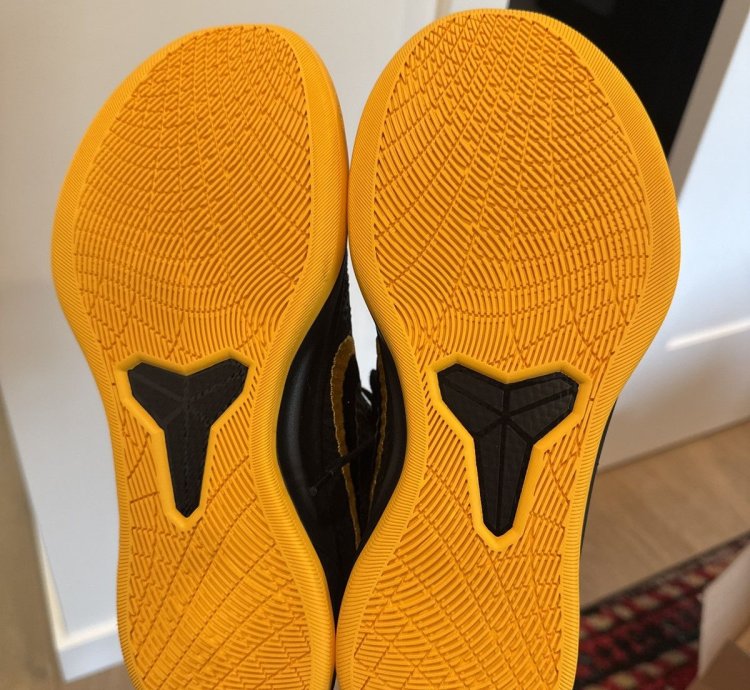 Kobe Ad Bm