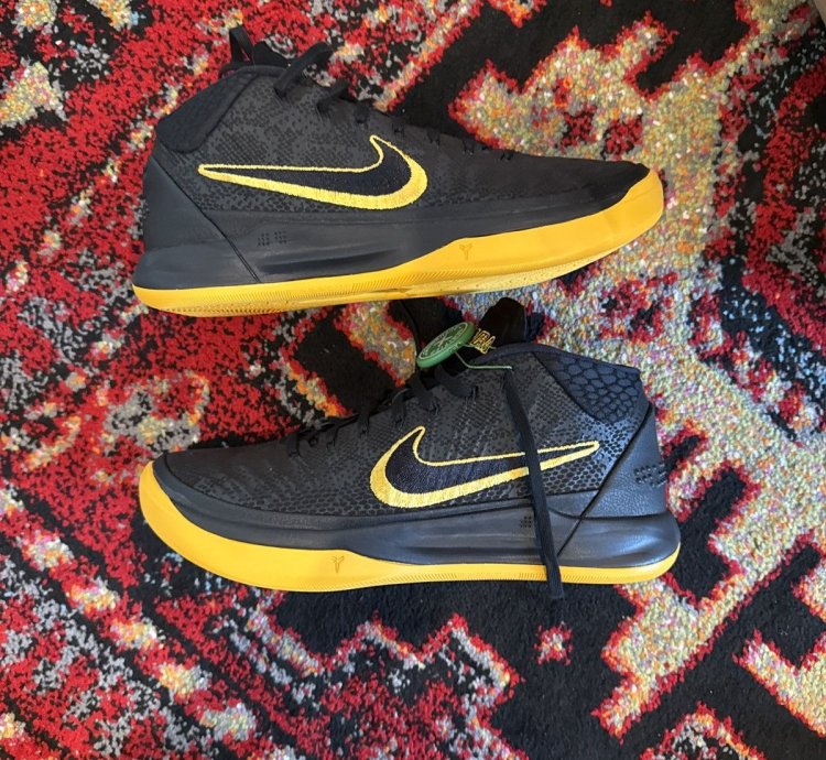 Kobe Ad Bm