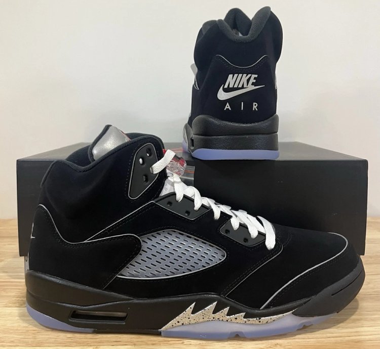 Air Jordan 5 Retro Og Black Metallic Reimagined