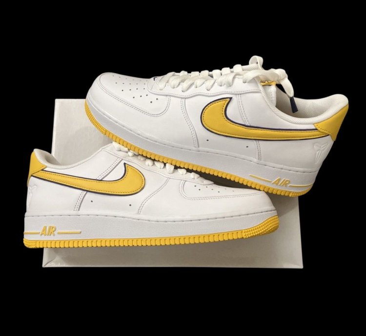 Kobe Air Force 1 Qs Lakers Sz 11 5