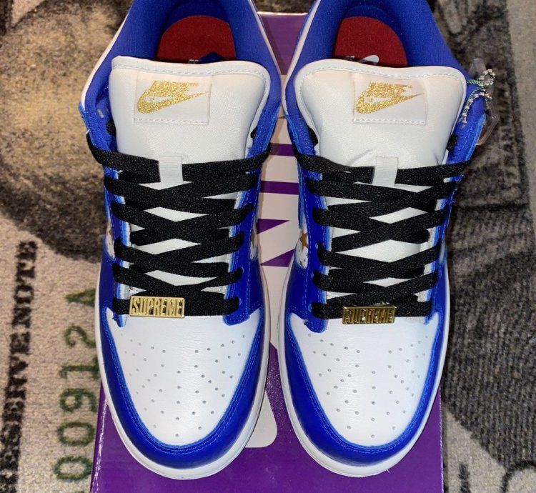 Nike Sb Dunk Low Supreme Stars Hyper Royal 2021
