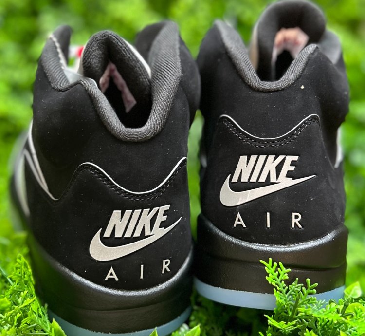 Air Jordan 5 Retro Og Black Metallic Reimagined