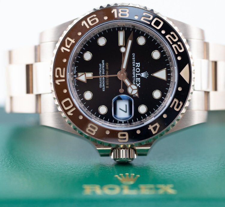 Rolex Gmt-master Ii 2023 Gmt-master Ii 40mm Black Dial Rose Gold Case Oyster Bracelet 126715chnr