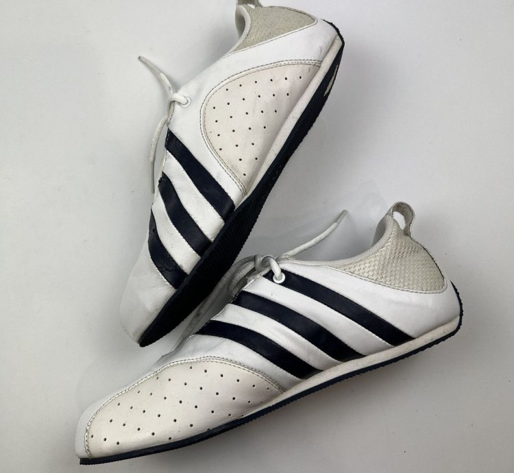 Adidas Taekwondo Martial Arts Dance Trainers Low White Navy