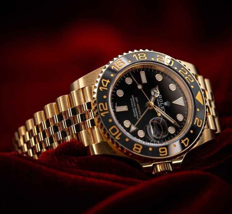 Rolex Gmt-master Ii 2024 Gmt-master Ii 18k Yellow Gold Jubilee 40mm 126718grnr Complete Set Bnib