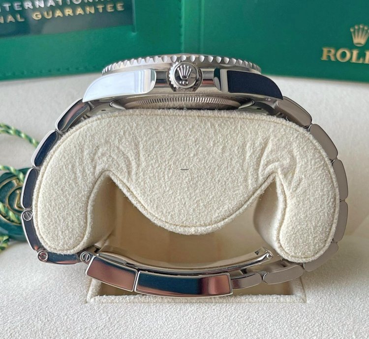 Rolex Gmt-master Ii 2024 New And Unworn White Gold Blue Dial 126719blro Complete