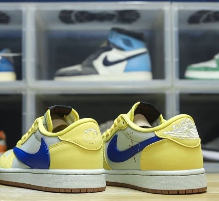 Air Jordan 1 Retro Low Og Sp Travis Scott Canary