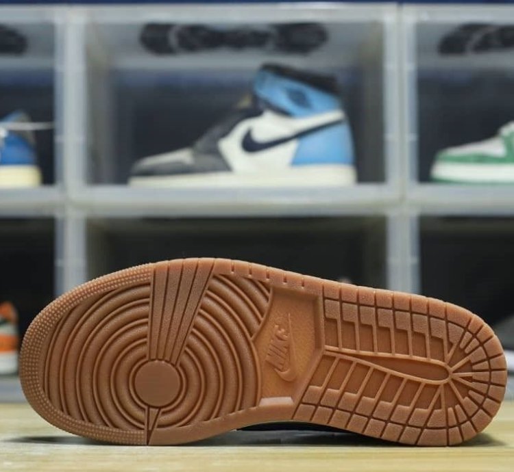 Air Jordan 1 Retro Low Og Sp Travis Scott Canary