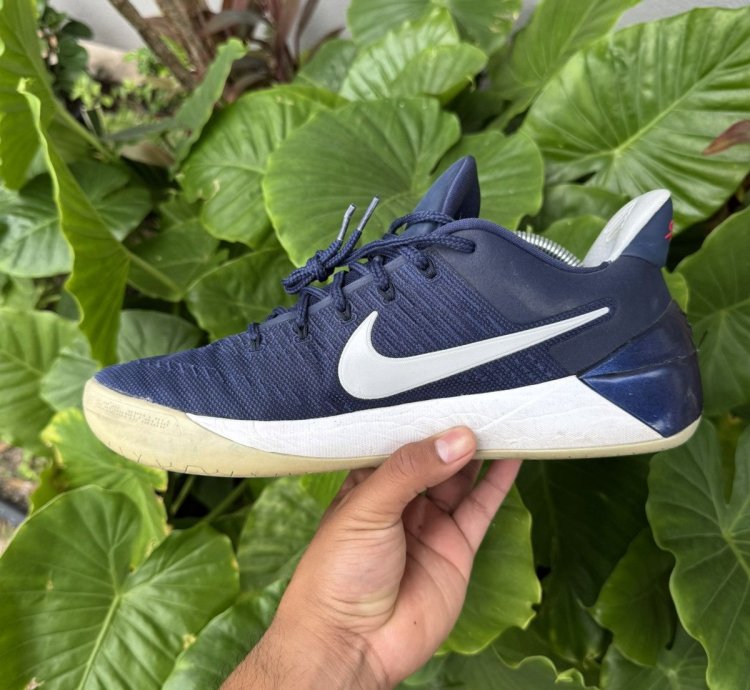 Kobe Midnight Navy 2016