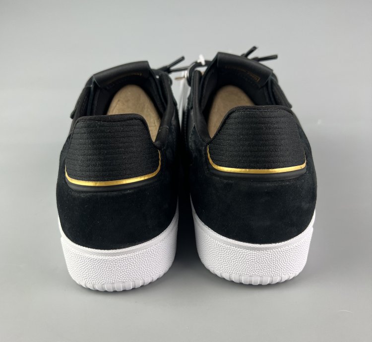 Adidas Tyshawn Low Sneakers Size Us 11