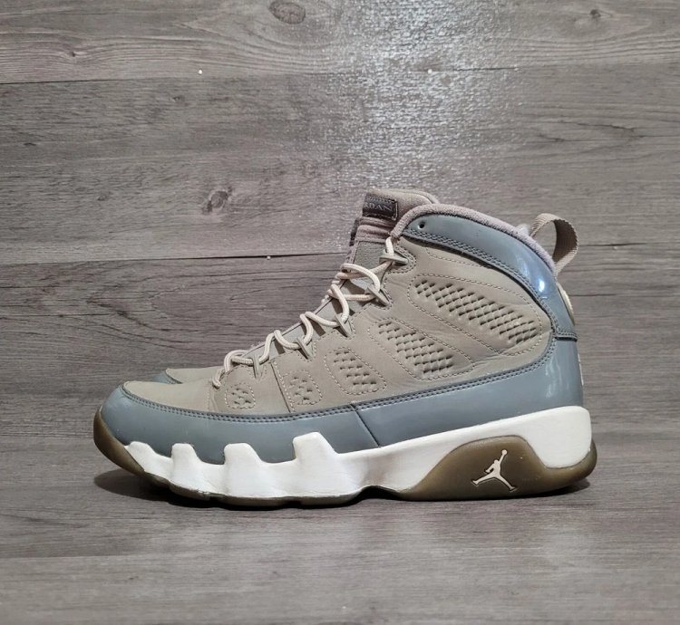 Air Jordan 9 Retro Cool Grey