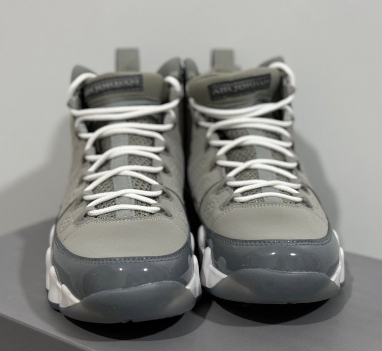 Air Jordan 9 Retro Cool Grey