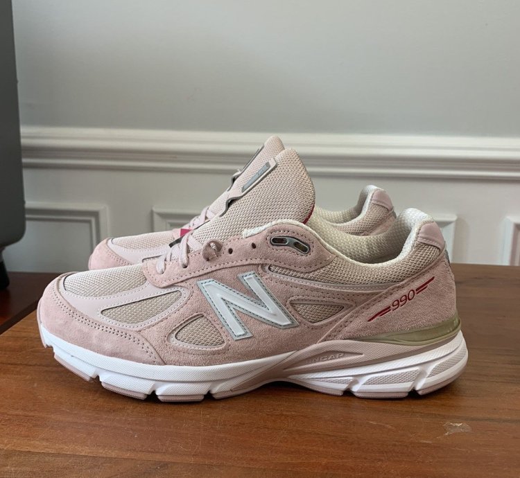 New Balance 990v4 Susan Komen Pink Ribbon Size 10 5