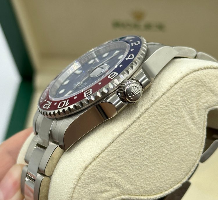Rolex Gmt-master Ii 40mm Blue Dial