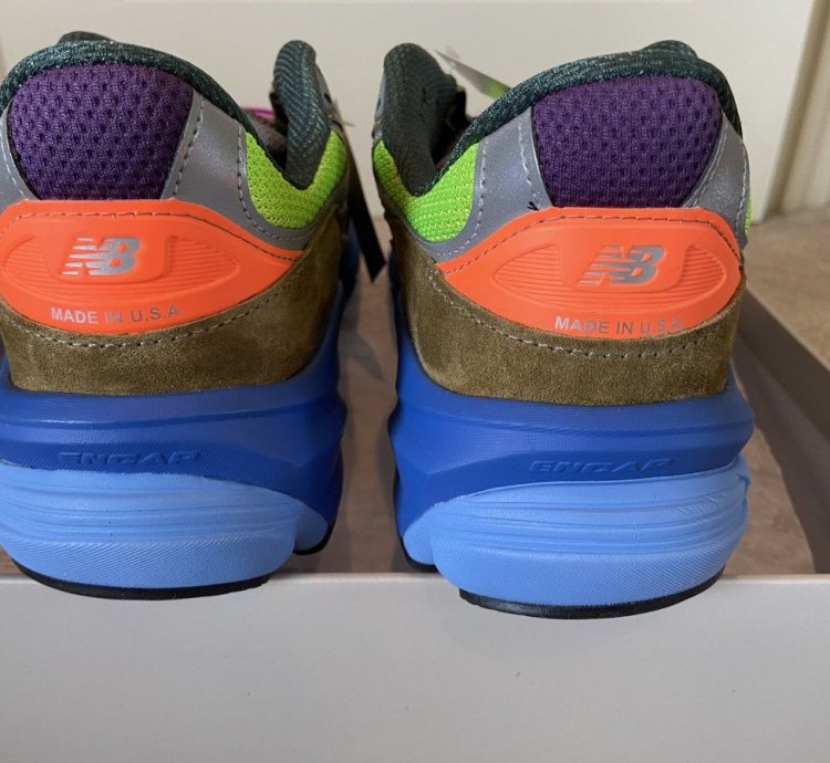 New Balance 990v6 - Baklava