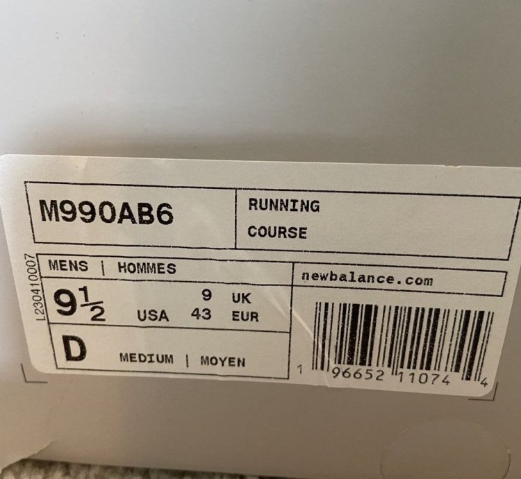 New Balance 990v6 - Baklava
