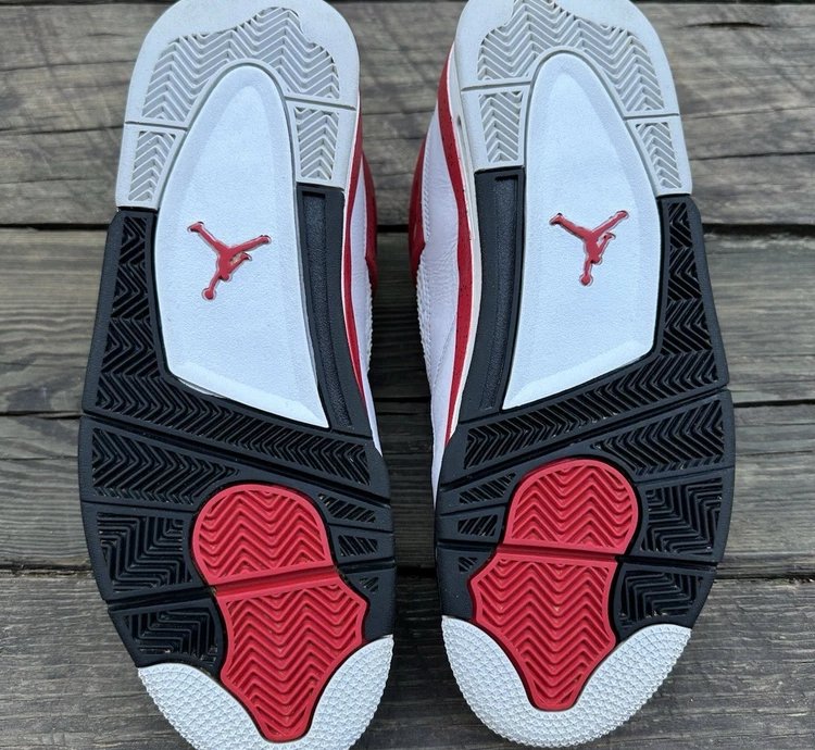 Air Jordan 4 Retro Red Cement