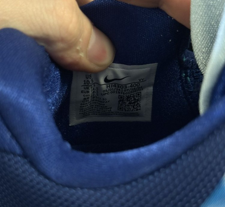 Kobe Ray Size 10 5 hj4303-400 Clean
