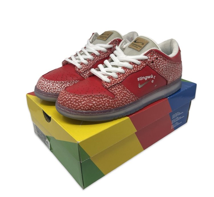 Nike Sb Stingwater Dunk Low