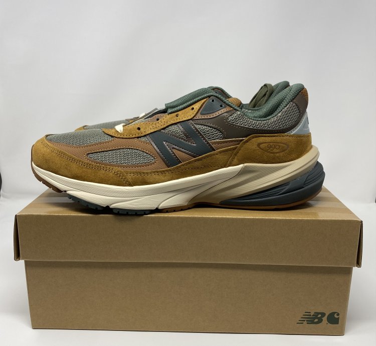 New Balance 990v6 Carhartt Wip Sculpture Center M11