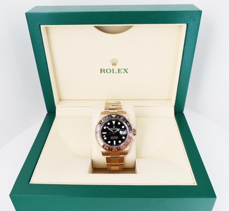 Rolex Gmt-master Ii 40mm Everose Gold Black Dial 126715chnr